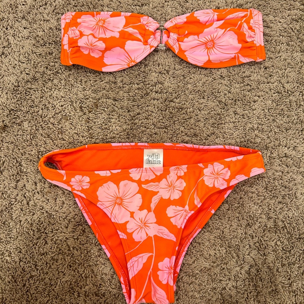 Flower bikini